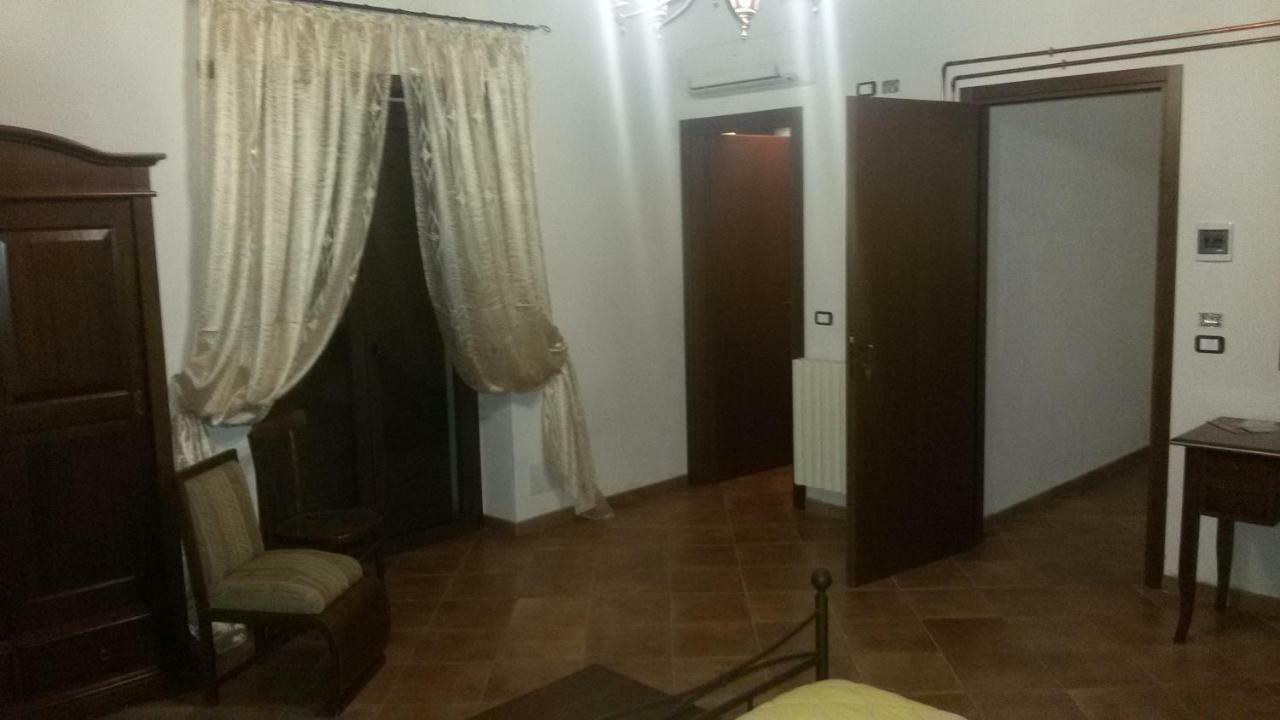 Agriturismo La Stragola Nicosia Buitenkant foto