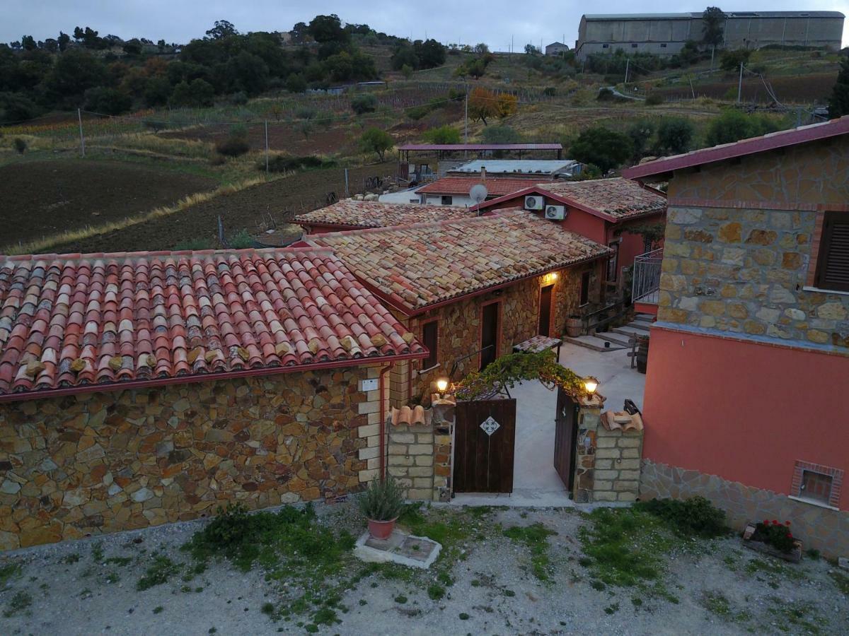Agriturismo La Stragola Nicosia Buitenkant foto