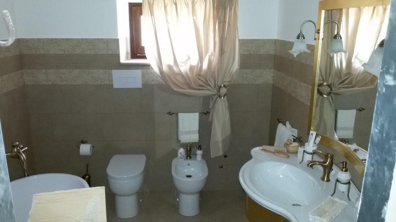 Agriturismo La Stragola Nicosia Buitenkant foto